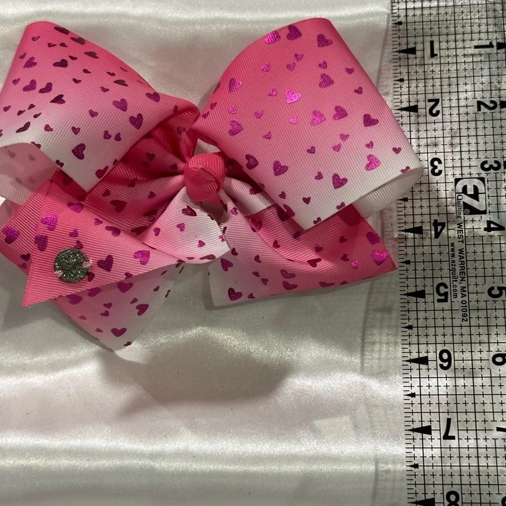 Pink Ombre Heart Hair Bow- bundle 2+ and save on shipping.